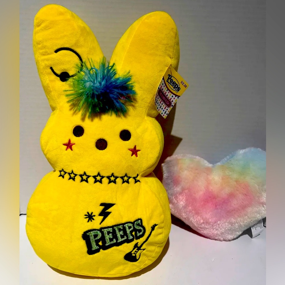 Emo yellow 16” Peeps plush Marshmallows Scent New with Tags & Free 🎁